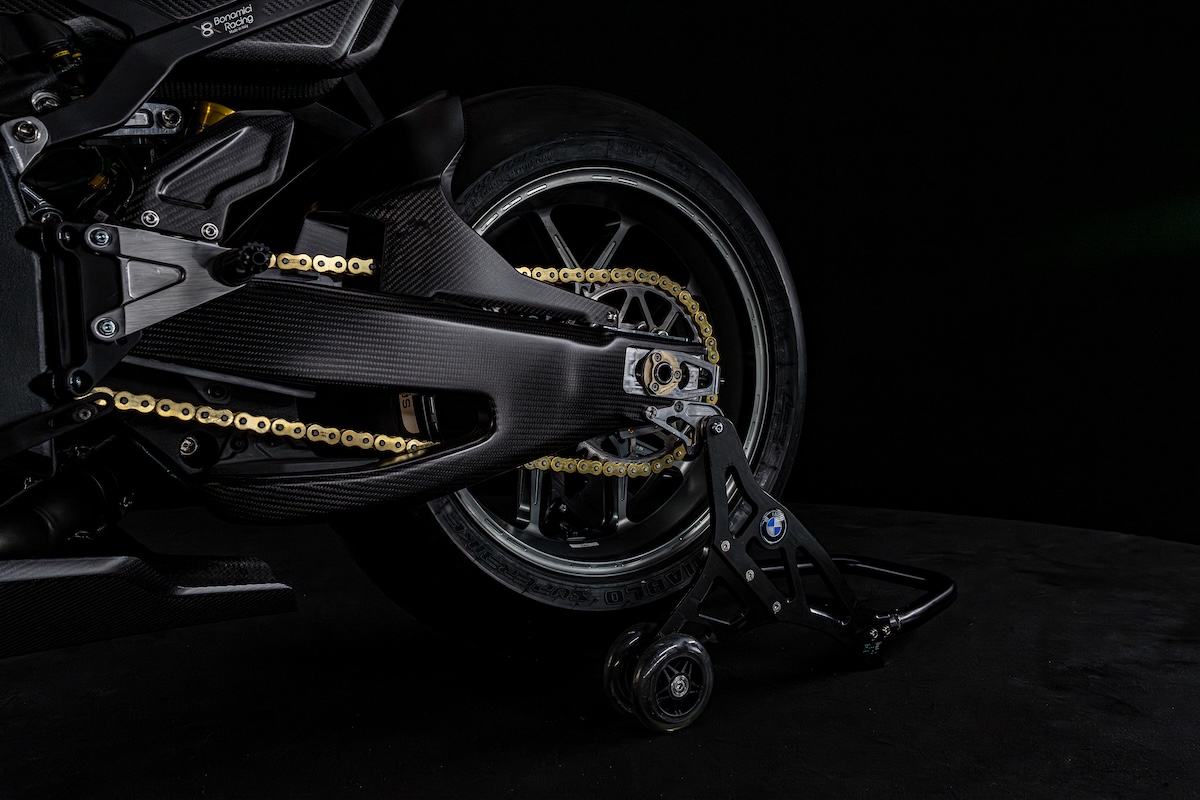 BMW Motorrad Concept RR Ignites Superbike Brilliance 9 BMW Motorrad Concept RR