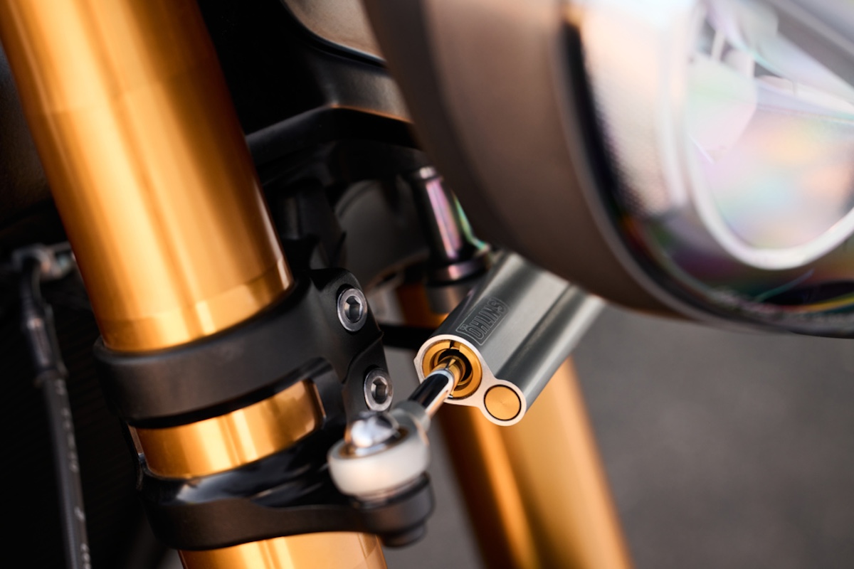Triumph Speed Triple 1200 RX sportbikesincmag.com 1