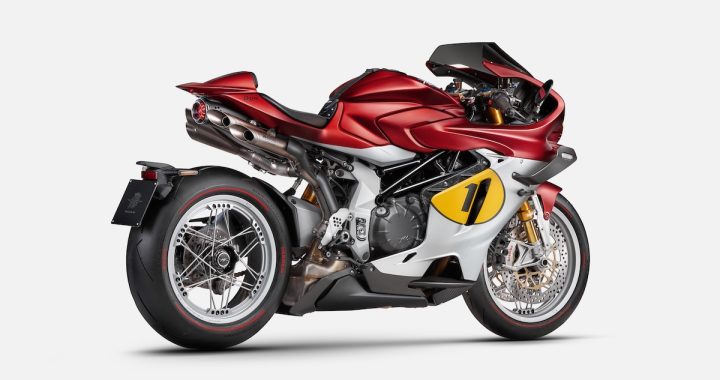Superveloce 1000 Ago – First Look