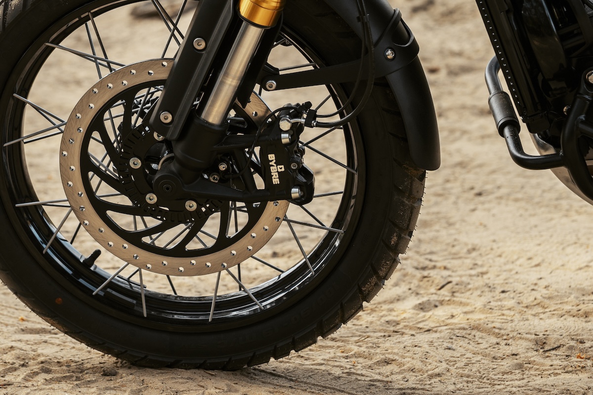 Triumph Scrambler 400 XC: First Look 4