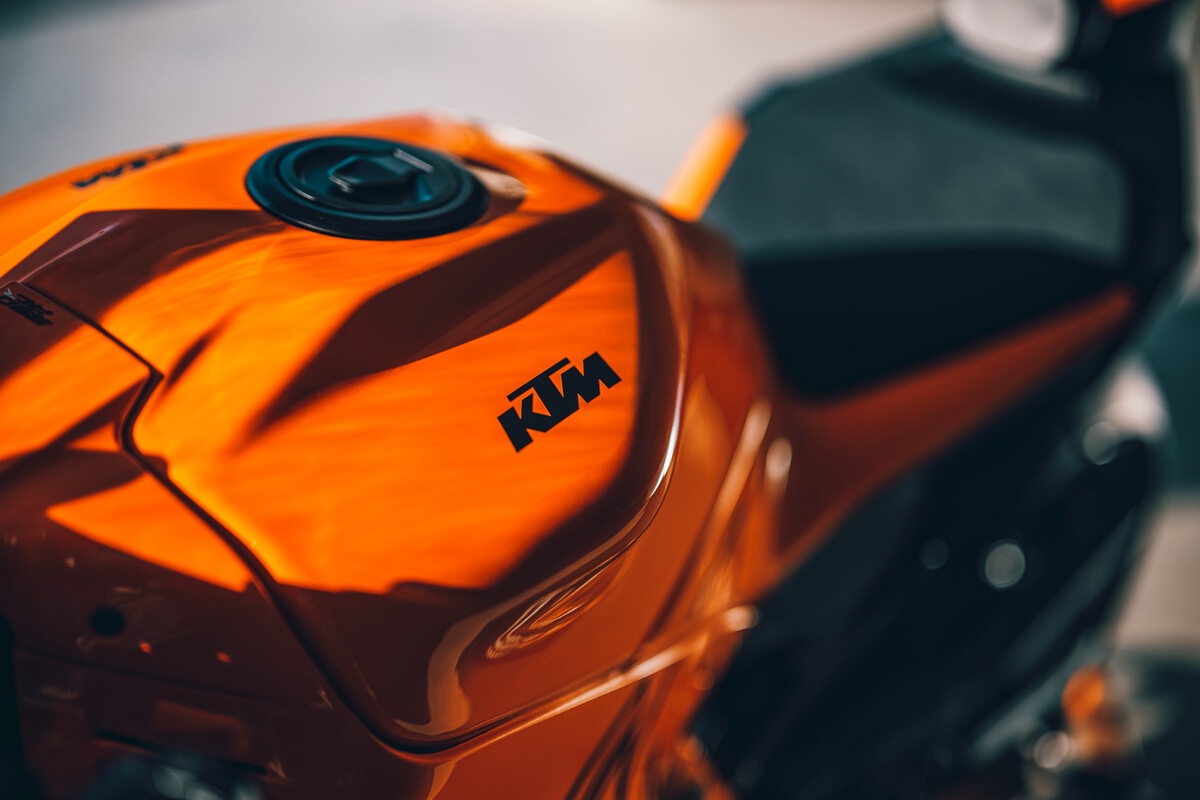 2026 KTM 990 RC R: First Look 7 2026 KTM 990 RC R
