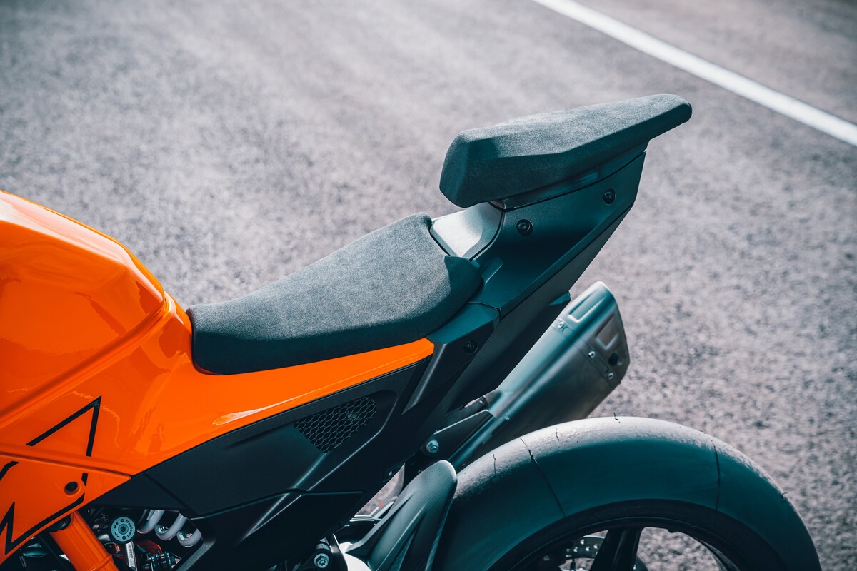 2026 KTM 990 RC R: First Look 6