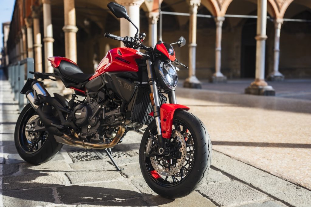 2026 ducati monster sportbikesincmag.com4