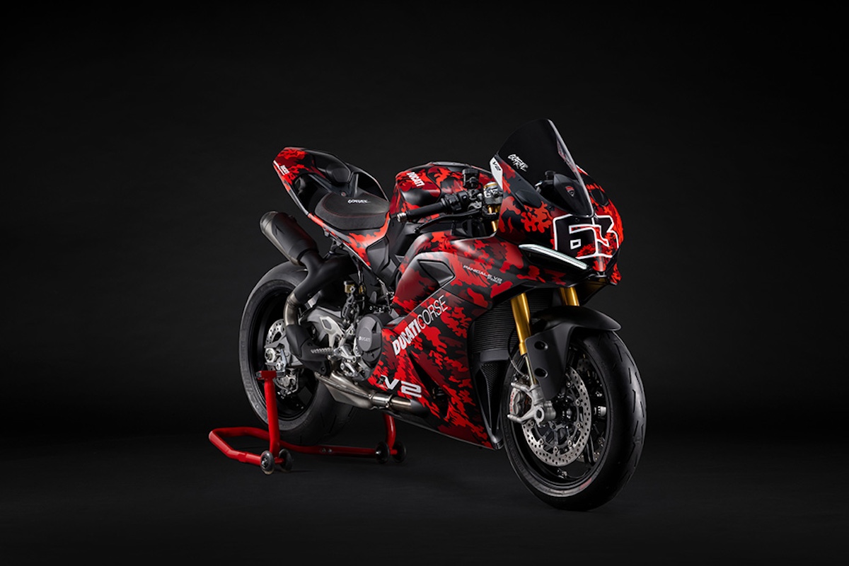 Ducati Panigale V2 MM93 and FB63 Replicas 9