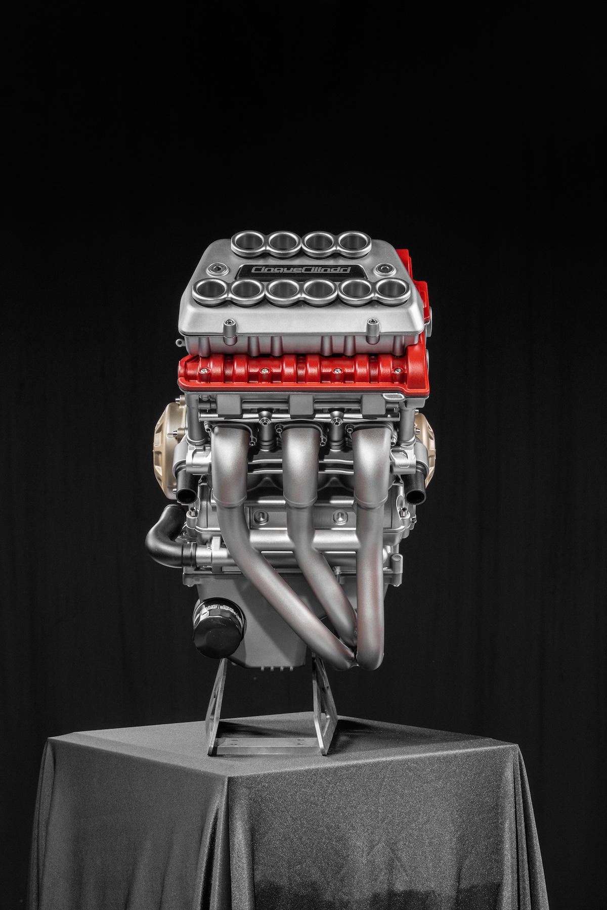 MV Agusta 5-Cylinder Engine: A New Era of Italian Power 3