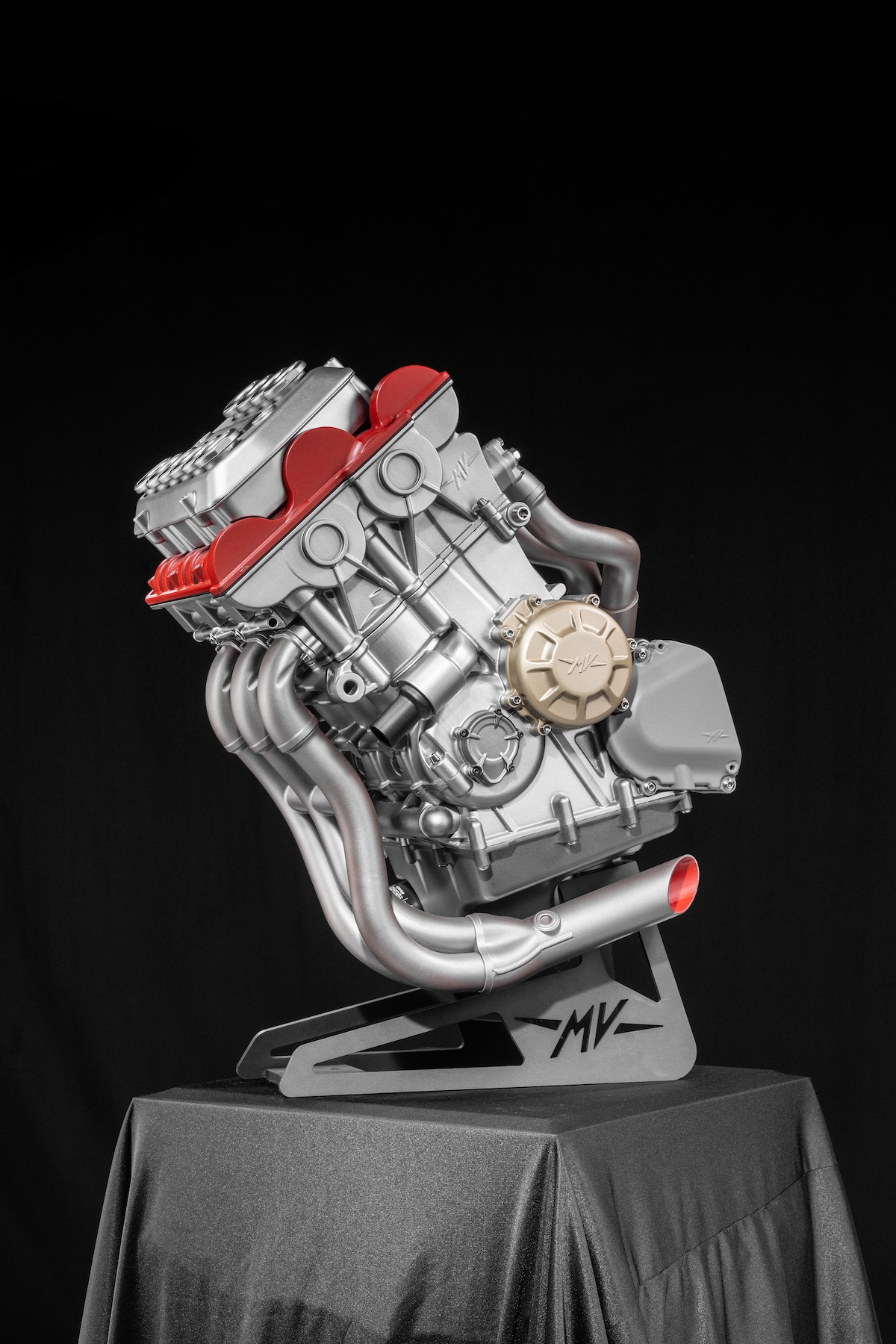 MV Agusta 5-Cylinder Engine: A New Era of Italian Power 6 MV Agusta 5-cylinder Engine