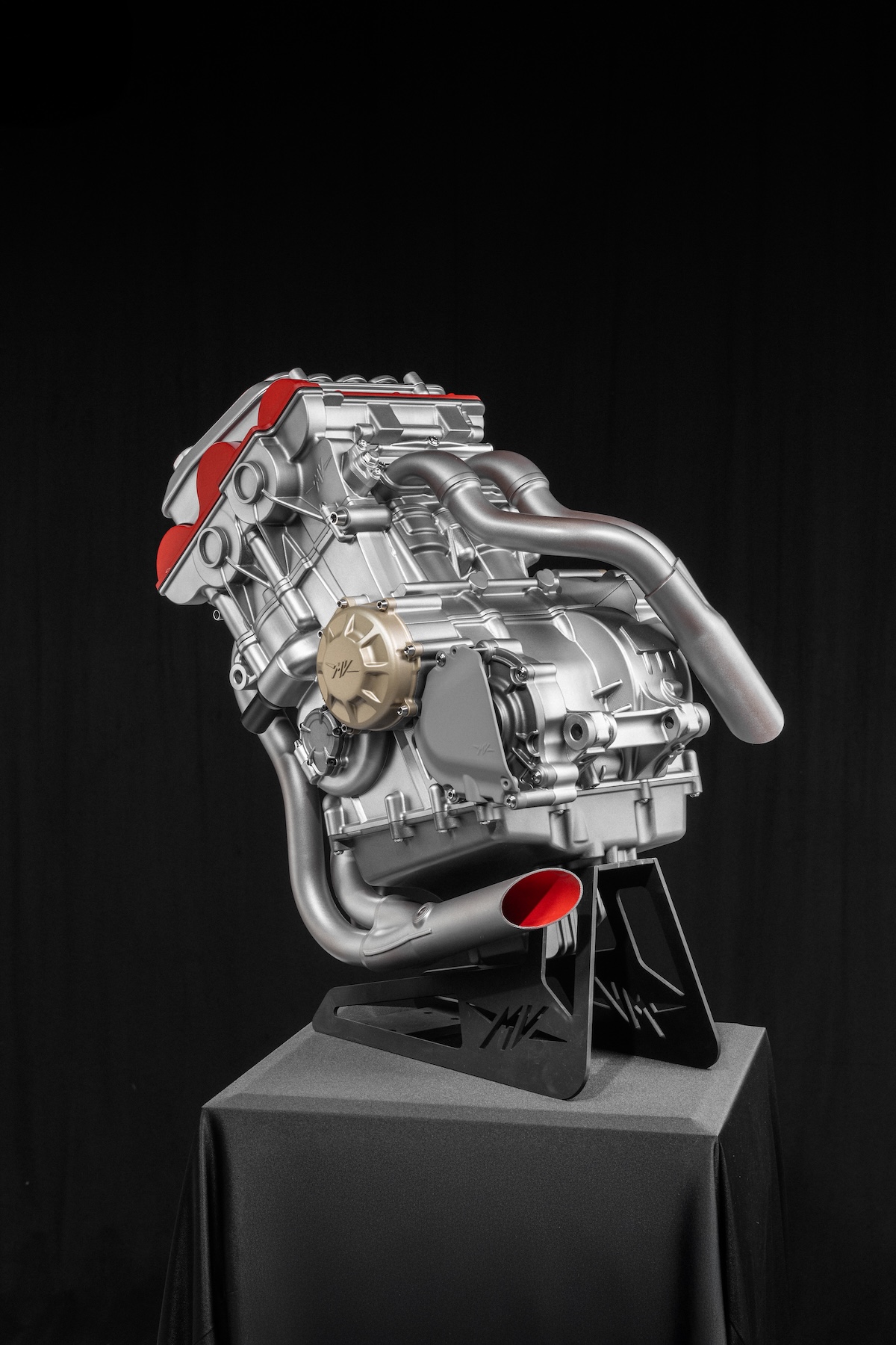 MV Agusta 5-Cylinder Engine: A New Era of Italian Power 4 MV Agusta 5-cylinder Engine