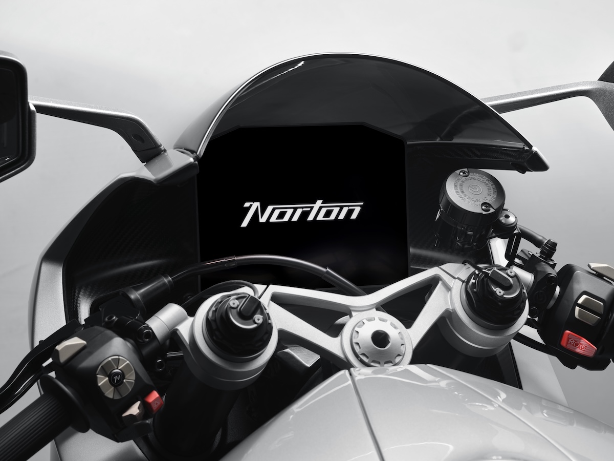 Norton Manx R sportbikesincmag.com10