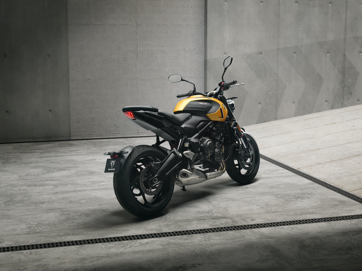 Triumph 660cc sportbikesincmag.com12