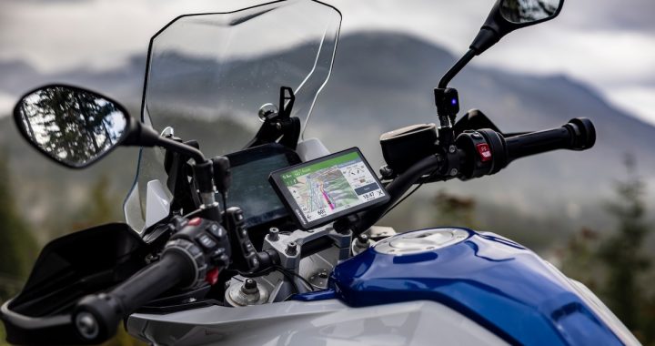 Garmin zūmo XT3: Rugged GPS With Live Lean Angles