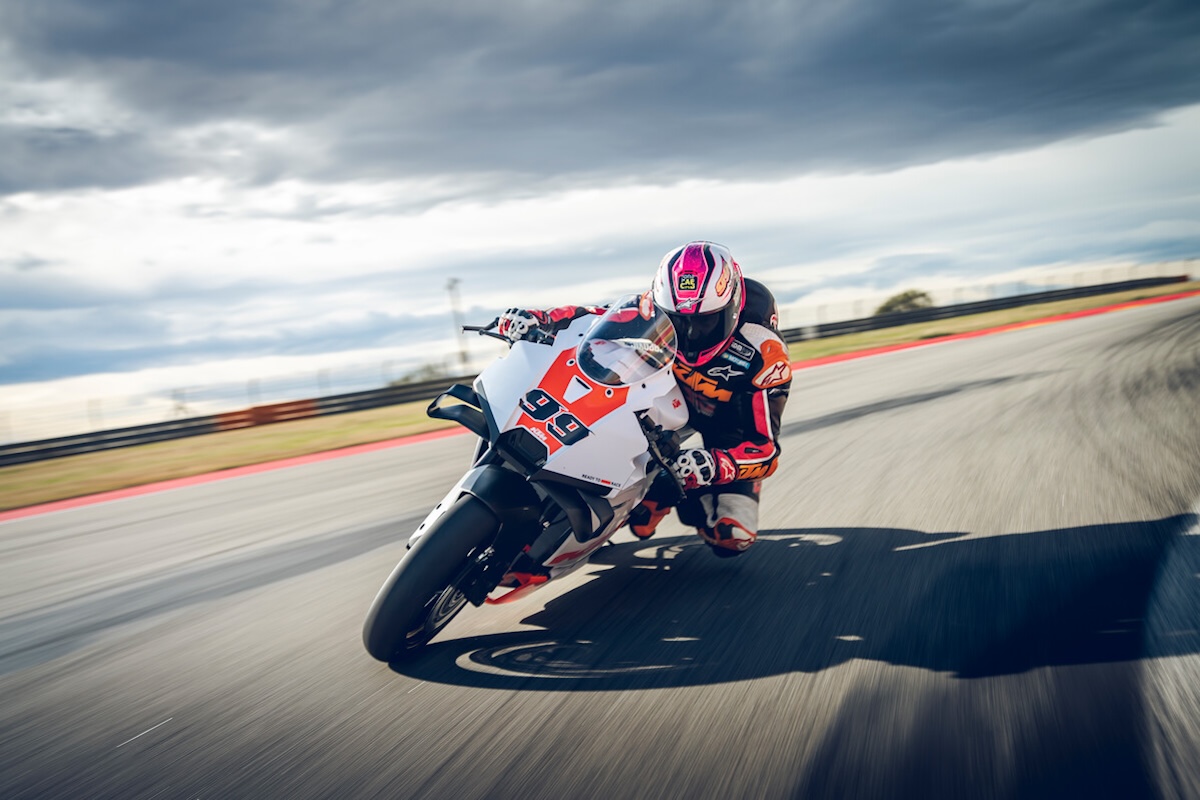 KTM 990 RC R TRACK: First Look 17 KTM 990 RC R TRACK
