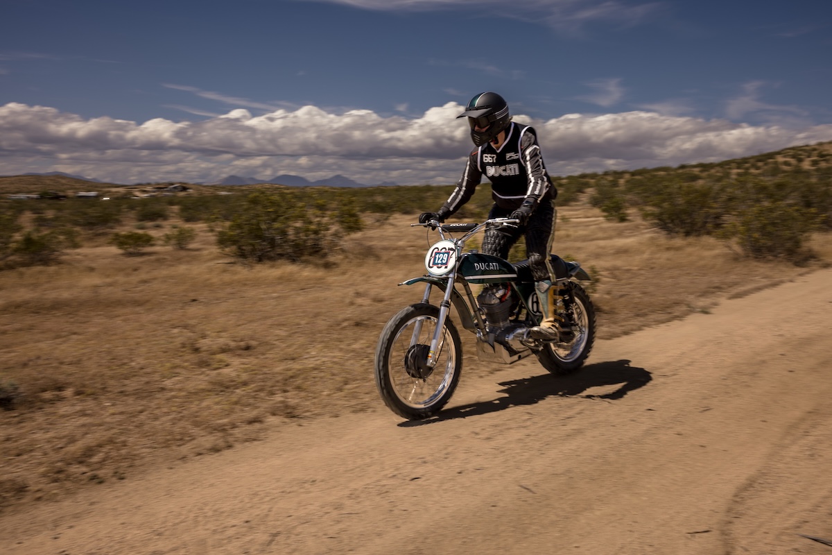 Ducati 450 R/T Desmo 