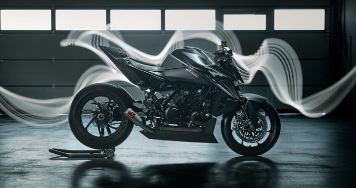 2026 KTM 1390 Super Duke RR Track: First Look