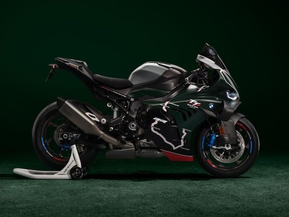 BMW M 1000 RR TT sportbikesincmag.com10 edited