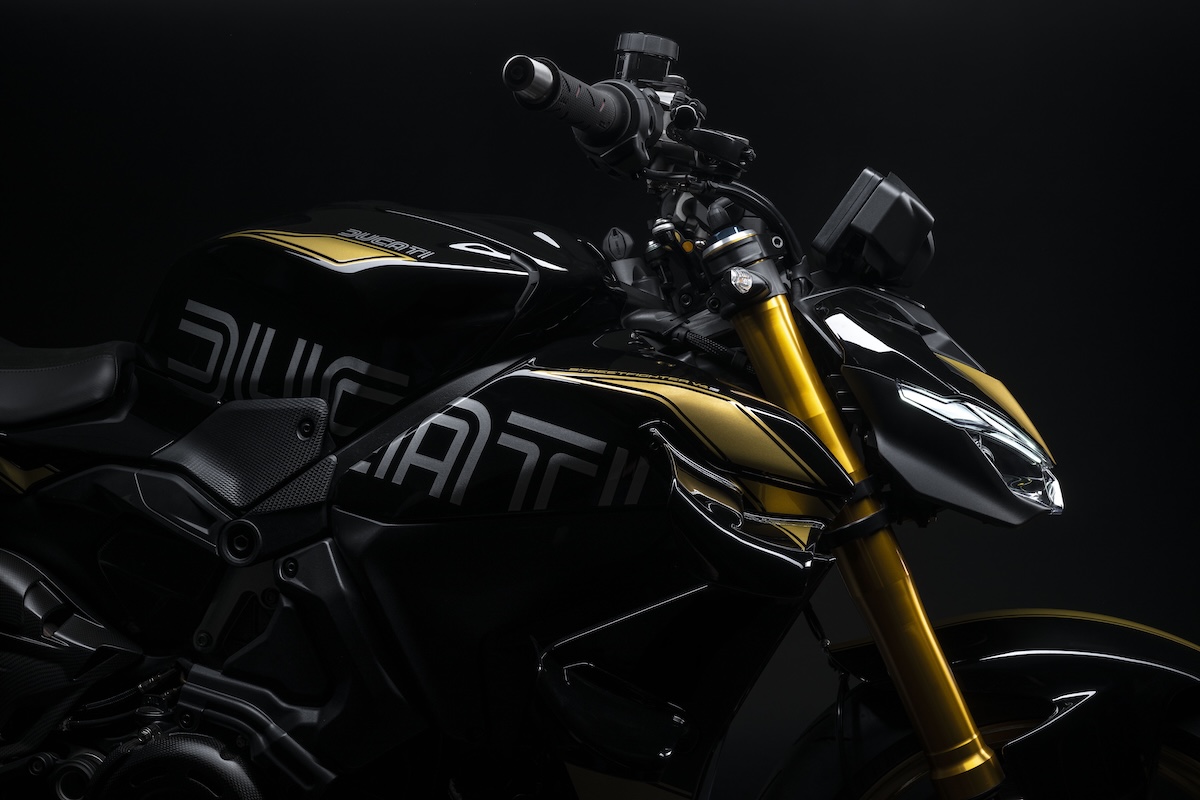 Ducati Collezione 100 Unleashed: Ten Limited-Edition Icons Mark a Century of Borgo Panigale 19 Ducati Collezione 100 sportbikesincmag.com18