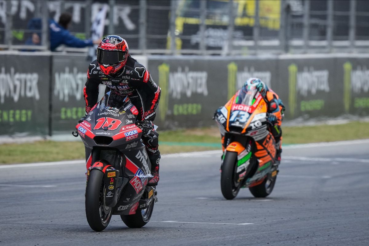 Manuel Gonzalez leads Celestino Vietti Moto2 Catalan GP 2026