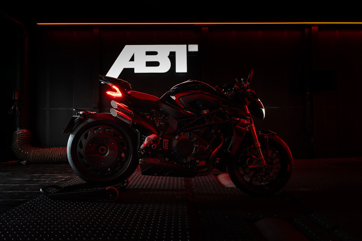 MV Agusta Brutale 1000 ABT in ABT Sportsline studio lighting
