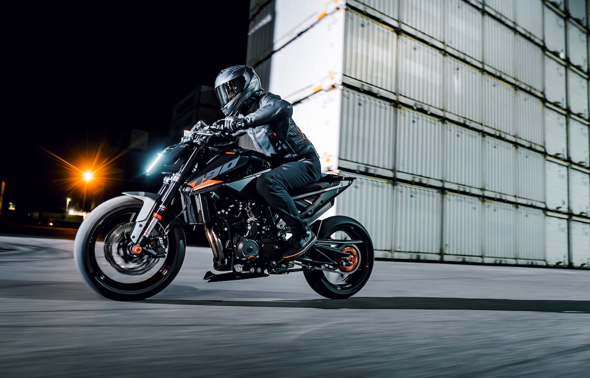 2027 KTM 790 Duke