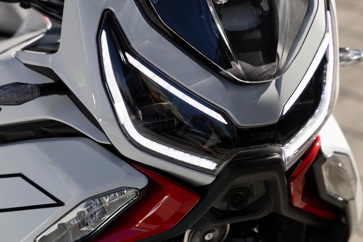 Moto Morini X Cape 1200 sportbikesincmag.com1 .png