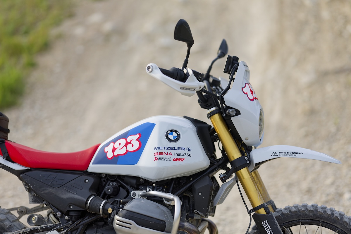 BMW's R 12 G/S GS Trophy Competition Bike Is Ready for Romania — and You Can Basically Build One Yourself 3 BMW R 12 GS Trophy Competition sportbikesincmag.com2