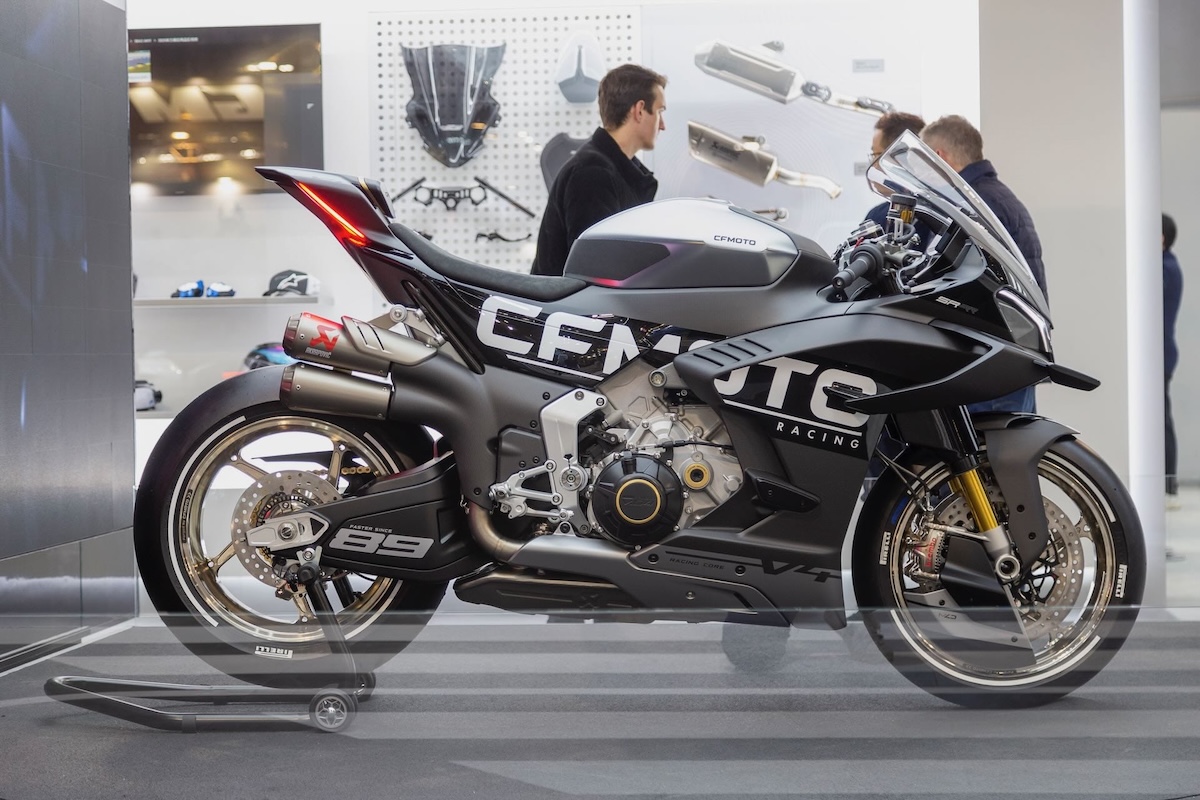 CFMOTO V4 SR-RR