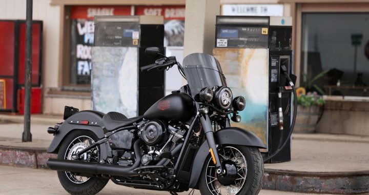 The 2026 Harley-Davidson Deadwood Brings Post-War Bobber Style Back With Modern Tech Underneath
