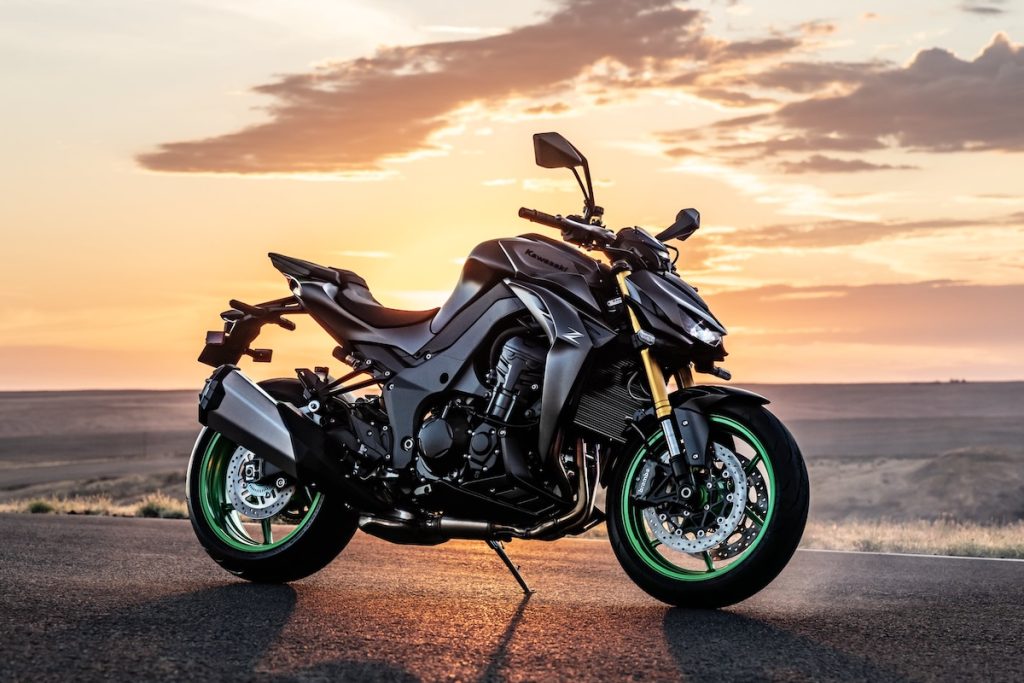 Kawasaki Z1100 SE ABS sportbikesincmag.com12