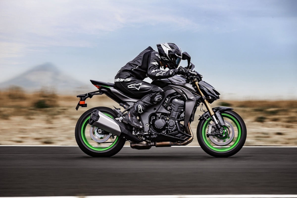 The 2026 Kawasaki Z1100 SE ABS Is the Biggest, Most Advanced Z Model Yet 3 Kawasaki Z1100 SE ABS sportbikesincmag.com12