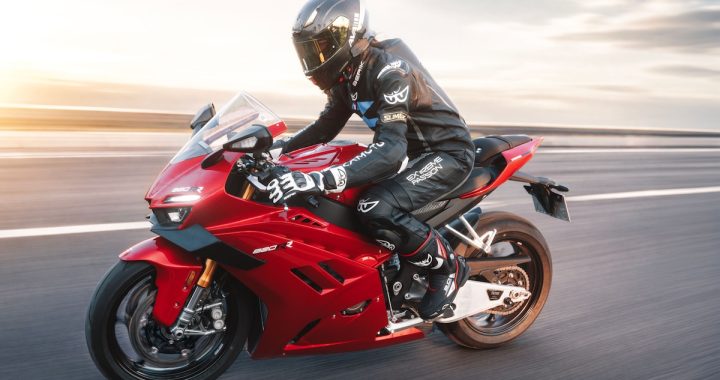 The ZXMOTO 820RR Is So Powerful Its Own Founder Won’t Sell It to New Riders
