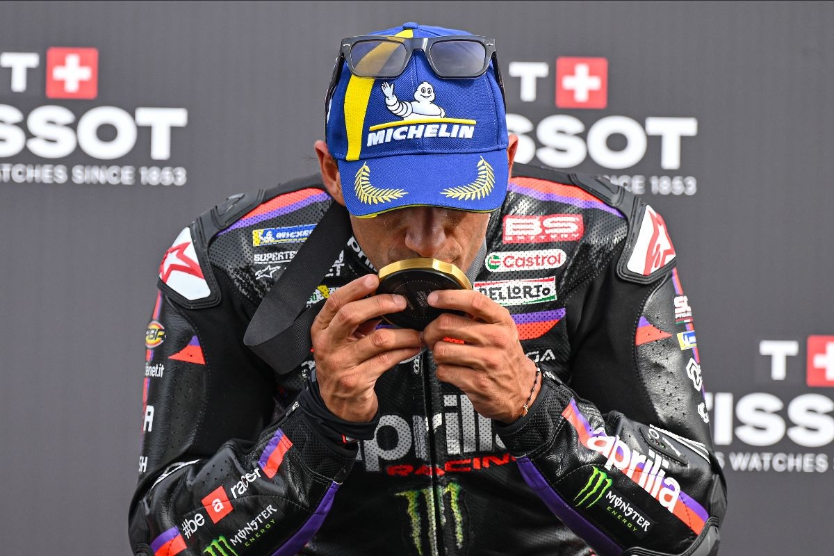 British Grand Prix: A Wire-to-Wire Win, a Bizarre Moto2 Finale, and a Reshuffled Title Fight 4 British Grand Prix