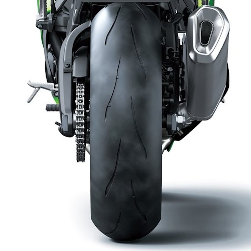 Bridgestone BATTLAX RACING STREET RS12: New OE for Kawasaki