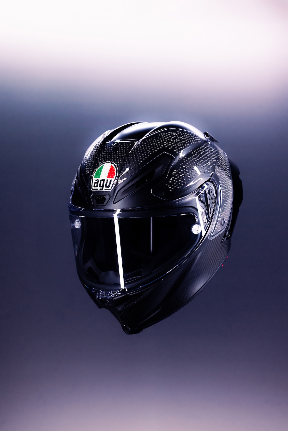 AGV Pista GP R3 sportbikesincmag.com5