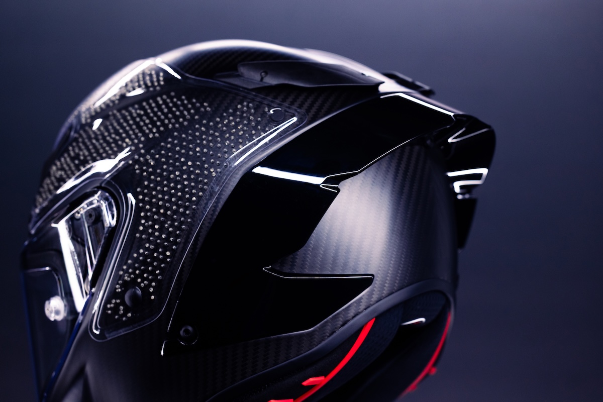 AGV Pista GP R3 sportbikesincmag.com7
