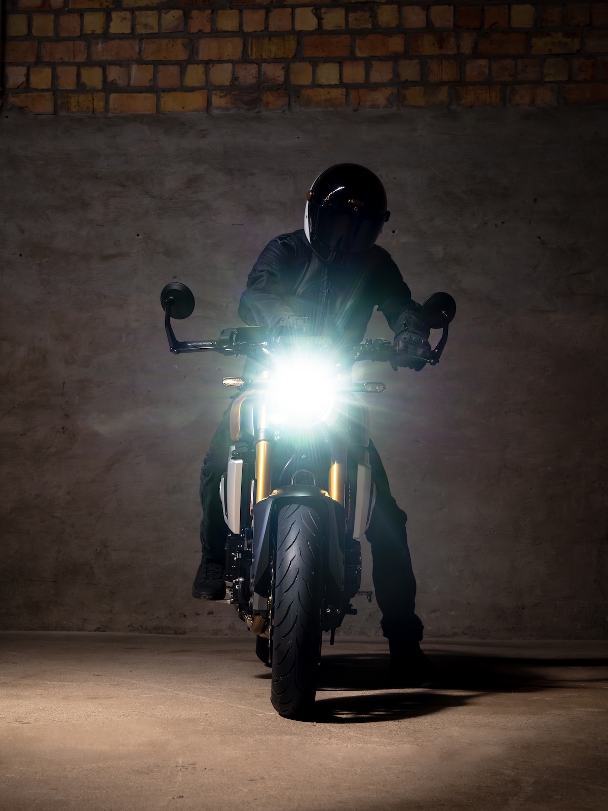 ContiMotion EVO sportbikesincmag.com5