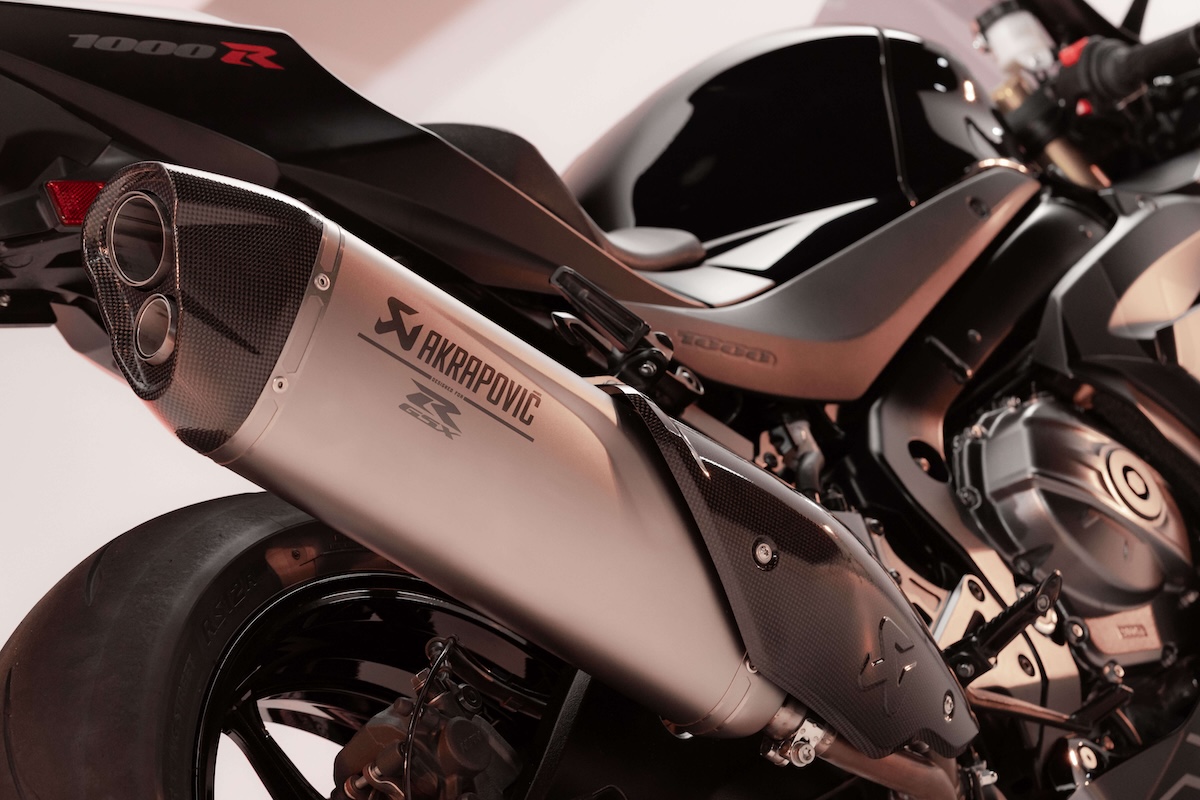 Suzuki's GSX-R1000R Stealth Sells Out Its 10-Unit Run in a Week 4 GSX R1000R Stealth sportbikesincmag.com9