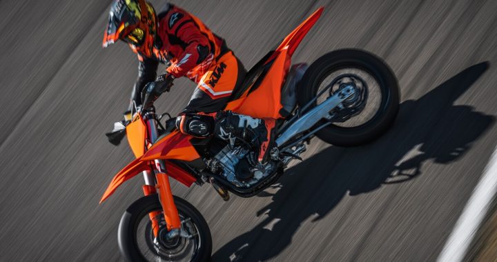 2027 KTM 450 SMR: The Reference Point for Competition Supermoto