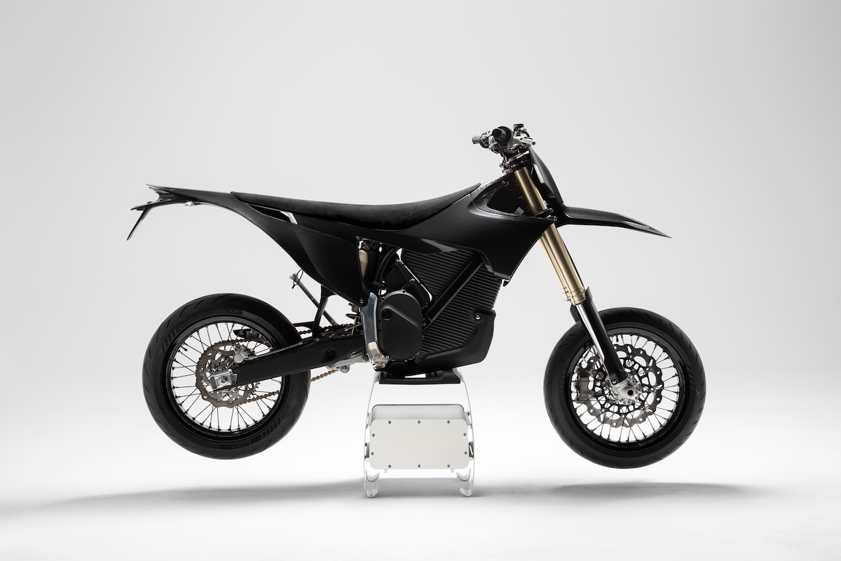 Stark’s VARG SM Sköll Is a 500-Unit, All-Black Electric Supermoto