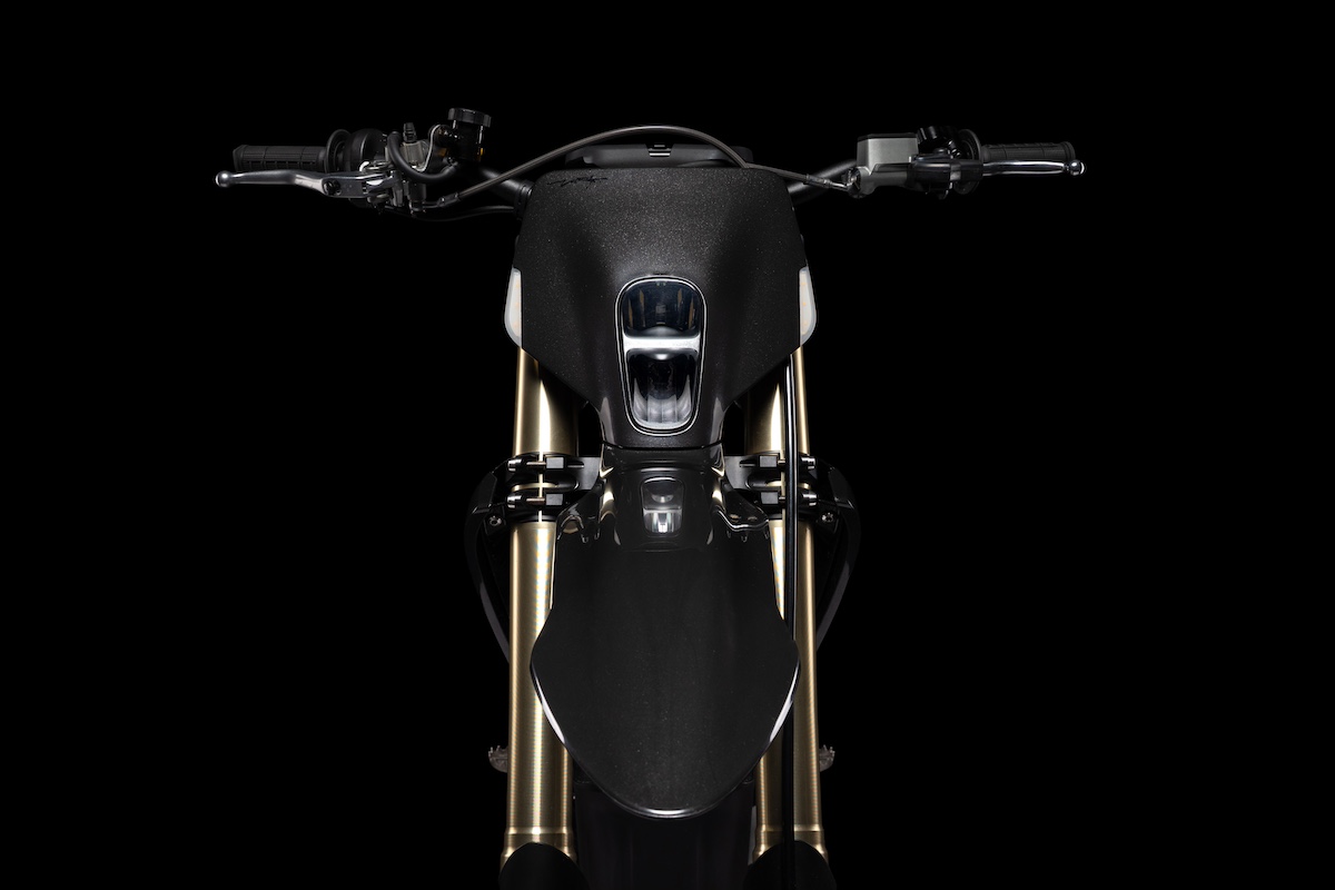 Stark's VARG SM Sköll Is a 500-Unit, All-Black Electric Supermoto 3 VARG SM Sköll