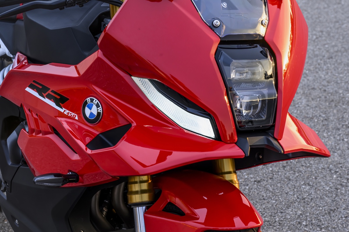 BMW F 450 RR First Look: A 48 hp Twin With a Space Frame and a Lap Timer 11 BMW F 450 RR