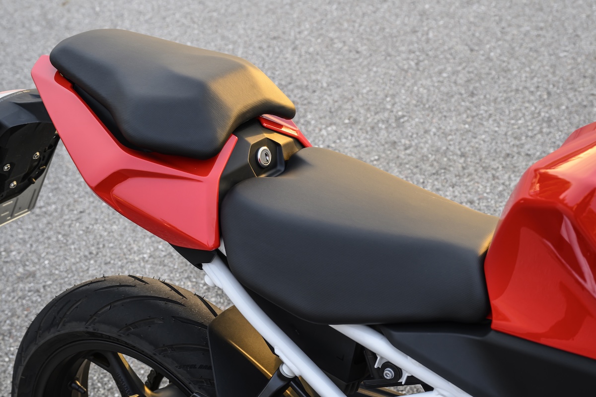 BMW F 450 RR First Look: A 48 hp Twin With a Space Frame and a Lap Timer 6 BMW F 450 RR
