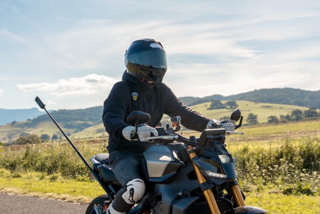insta360 mic sportbikesincmag.com1